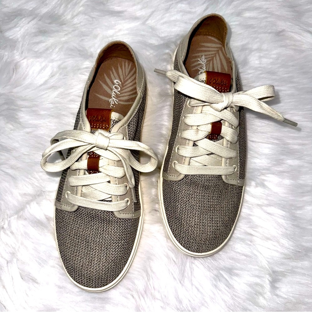 Olukai Women’s Pehuea Li Lace Up Shoes. Color is Tapa/Tapa. New in Box.